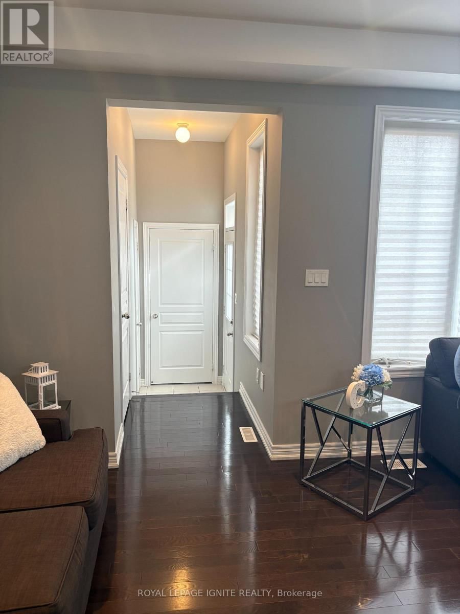 209 BARONS STREET Image 11