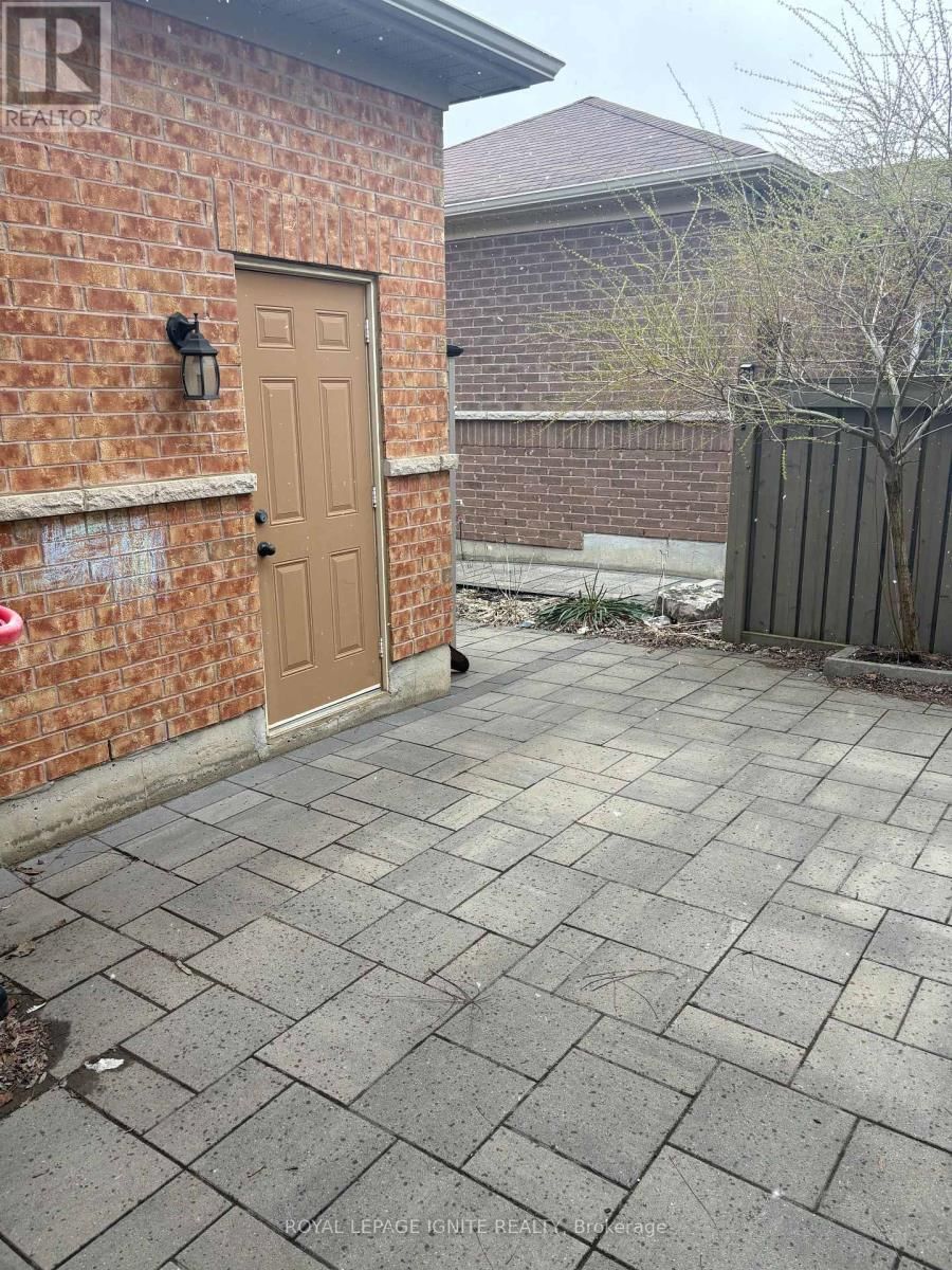 209 BARONS STREET Image 17