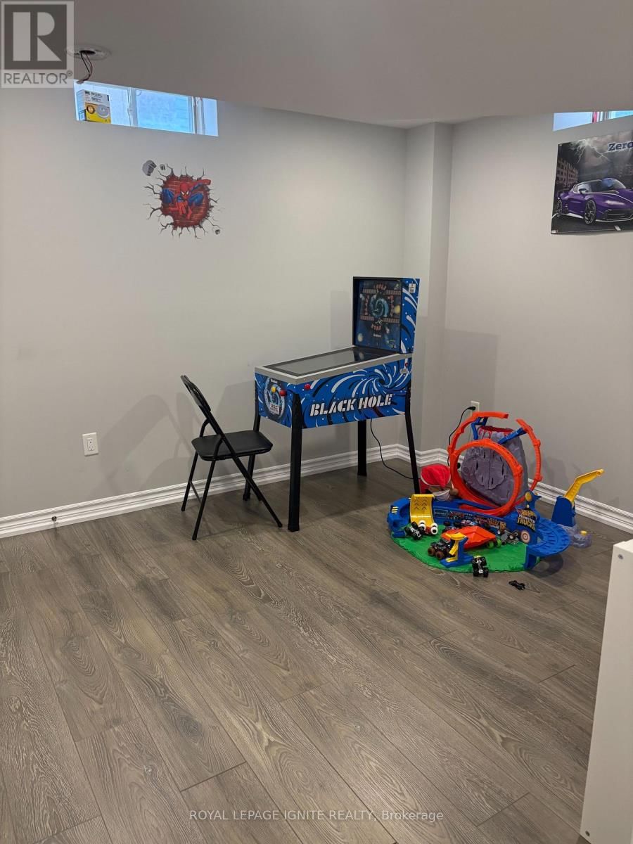 209 BARONS STREET Image 26