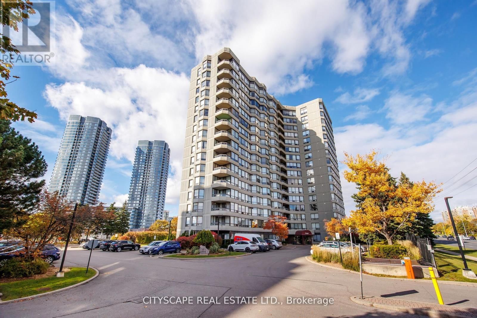 209 - 7460 BATHURST STREET Image 2