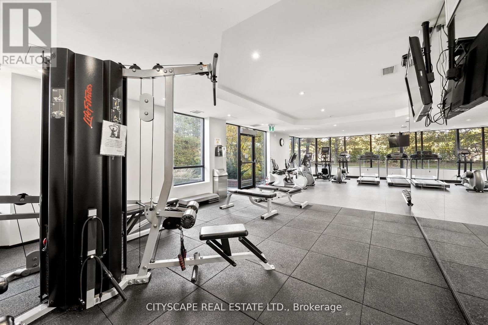 209 - 7460 BATHURST STREET Image 26