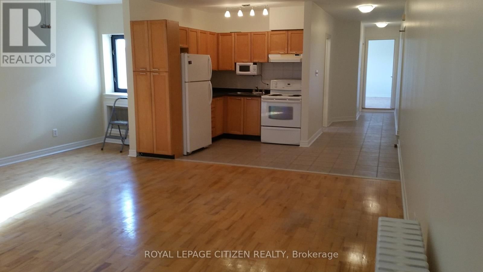 Apt 2 - 5317 HIGHWAY 7 Image 1