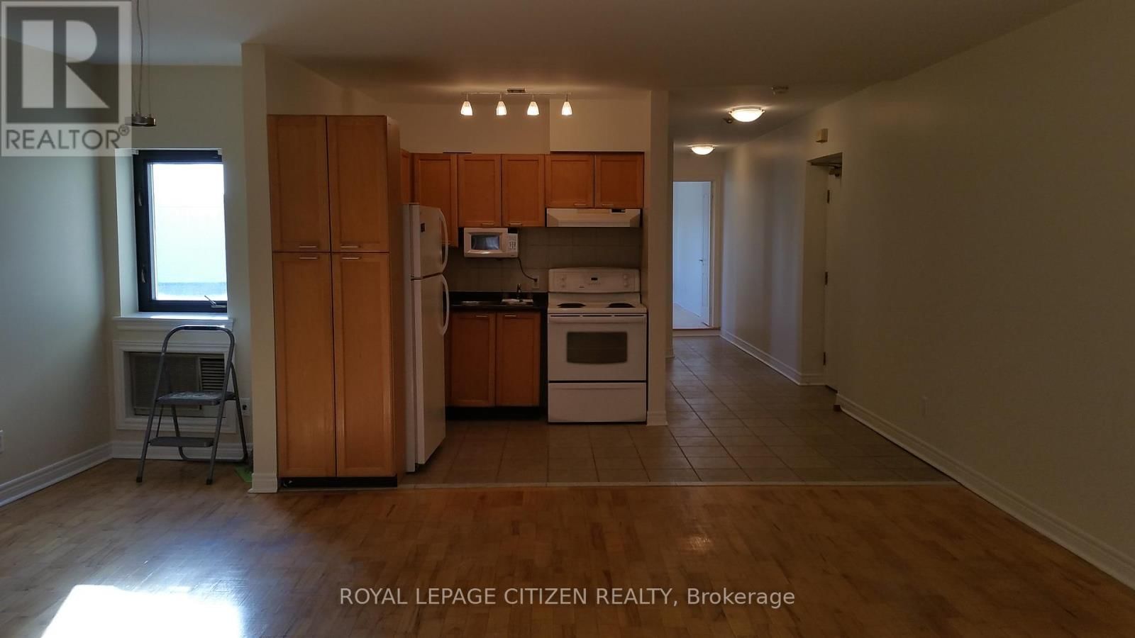 Apt 2 - 5317 HIGHWAY 7 Image 3