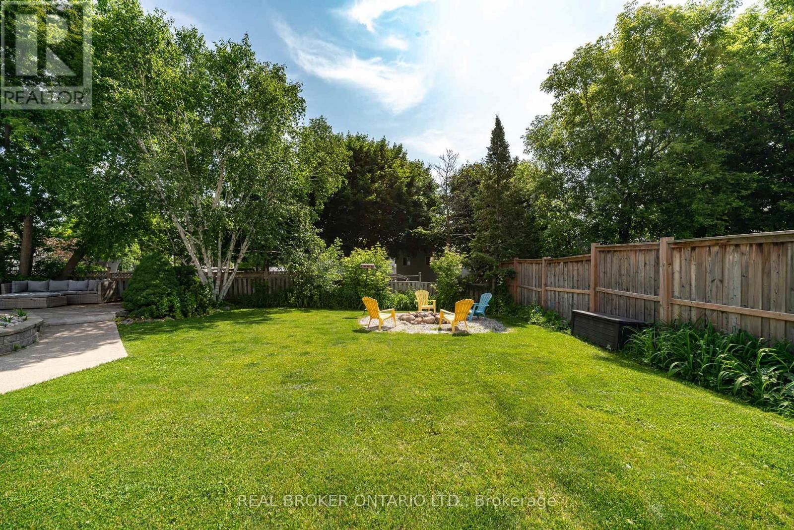 1879 ASHWOOD AVENUE Image 34