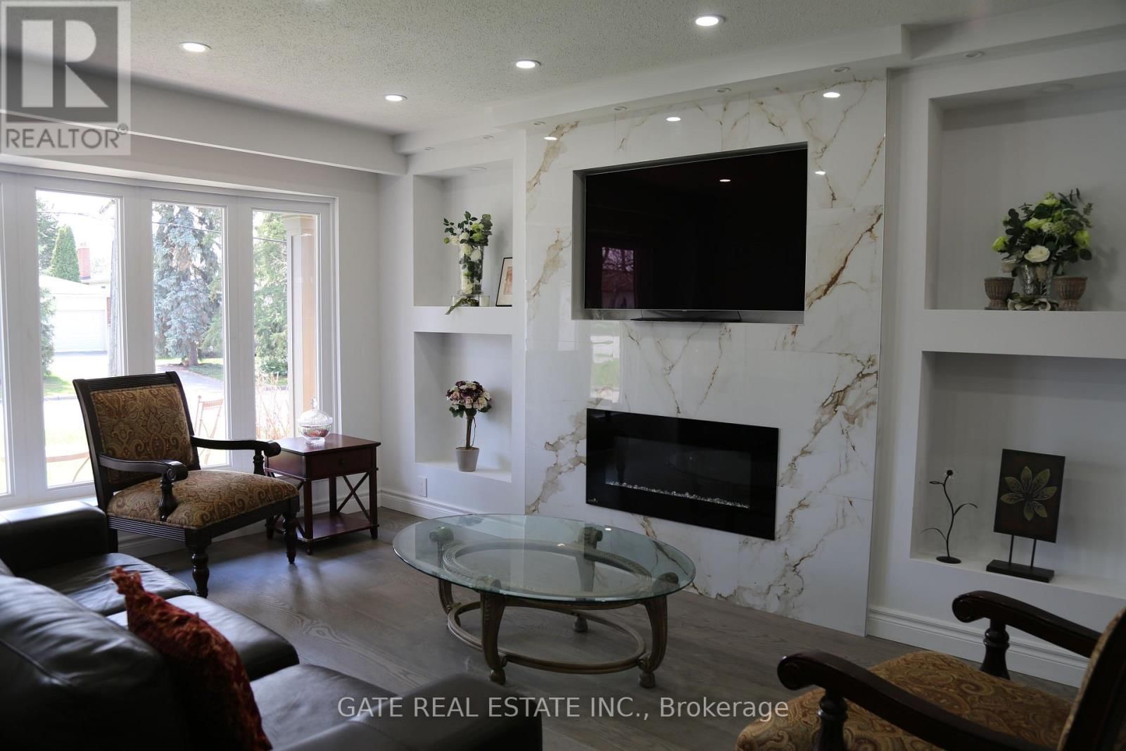 10 THORNY BRAE DRIVE Image 12