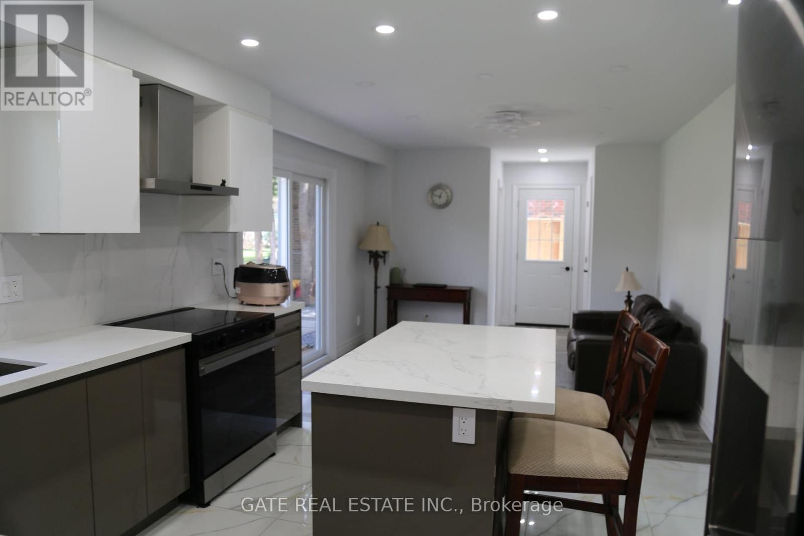 10 THORNY BRAE DRIVE Image 15