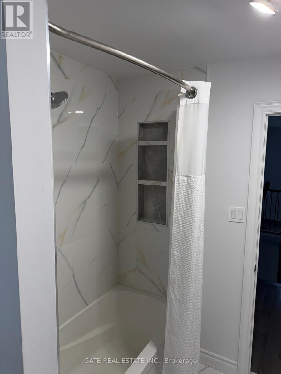 10 THORNY BRAE DRIVE Image 24