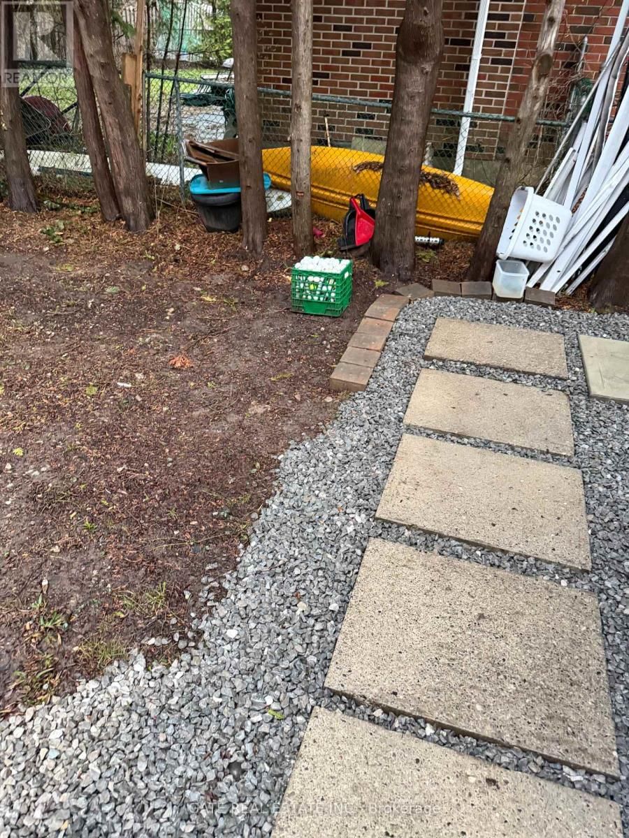 10 THORNY BRAE DRIVE Image 36