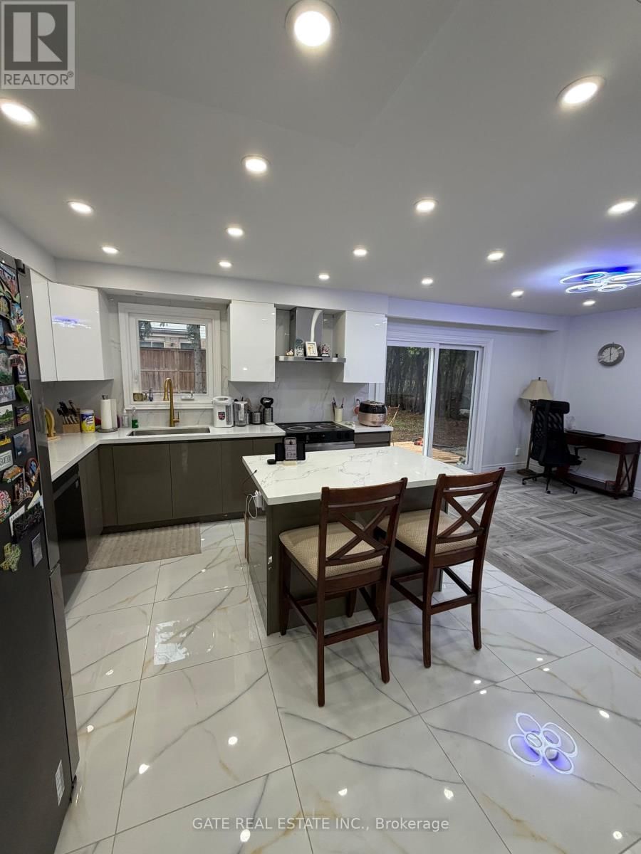 10 THORNY BRAE DRIVE Image 7