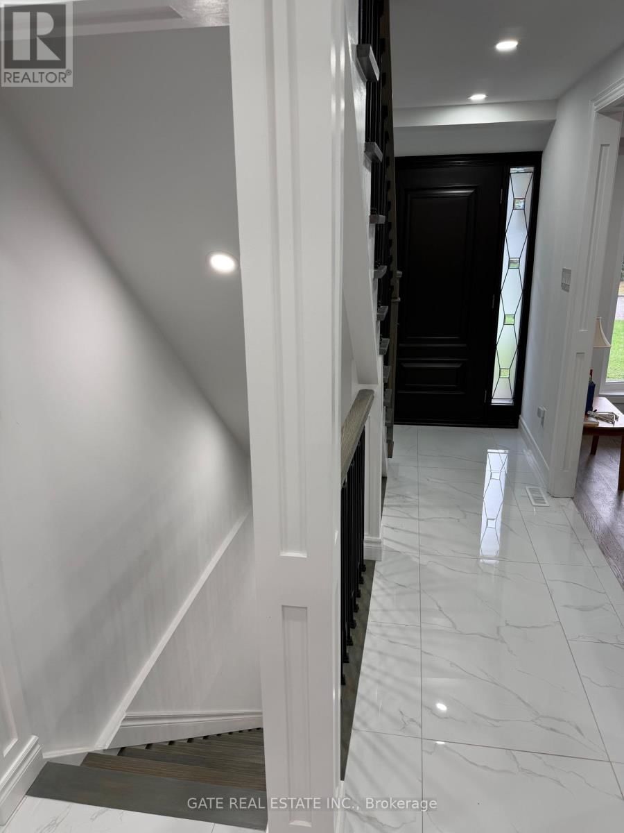 10 THORNY BRAE DRIVE Image 8