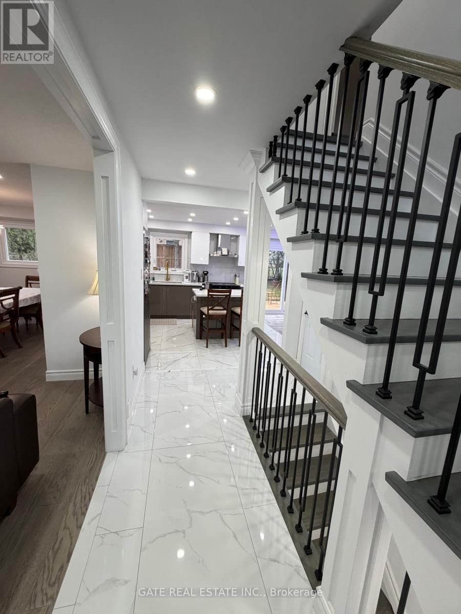 10 THORNY BRAE DRIVE Image 9