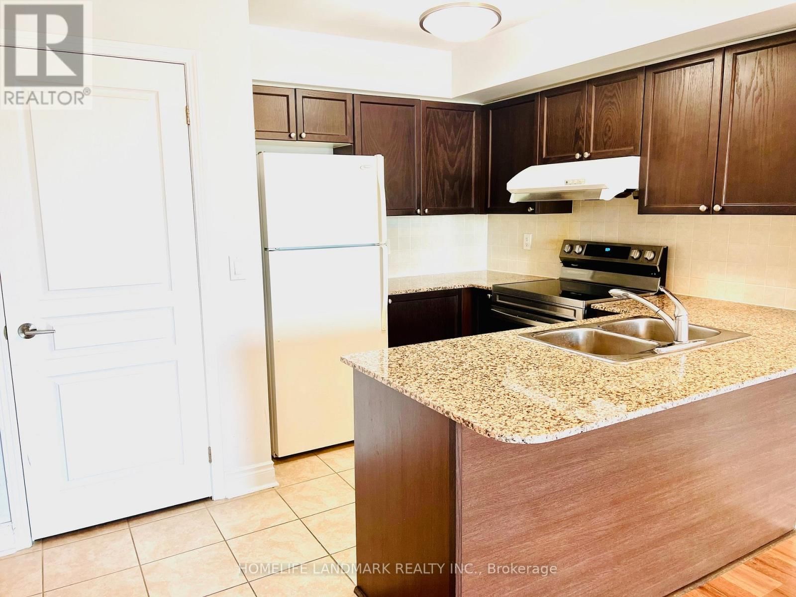 1601 - 75 SOUTH TOWN CENTRE BOULEVARD Image 4