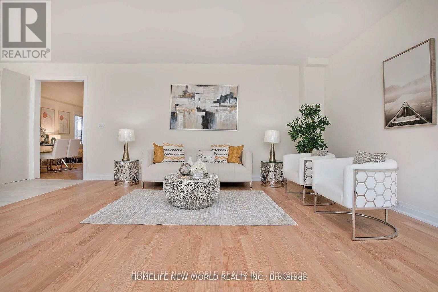 240 SEGUIN STREET NORTH Image 9