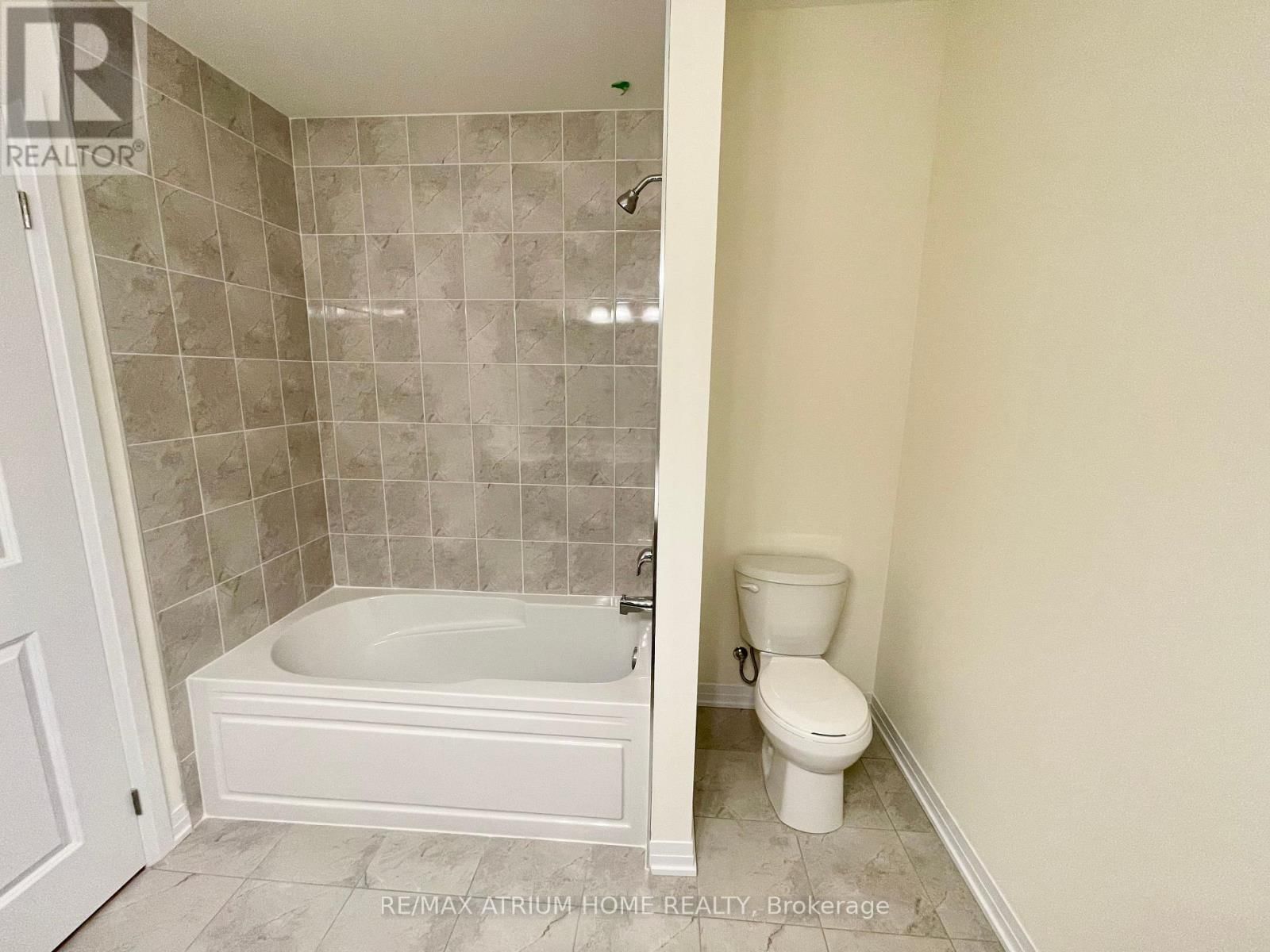 22 KAHSHE LANE Image 21