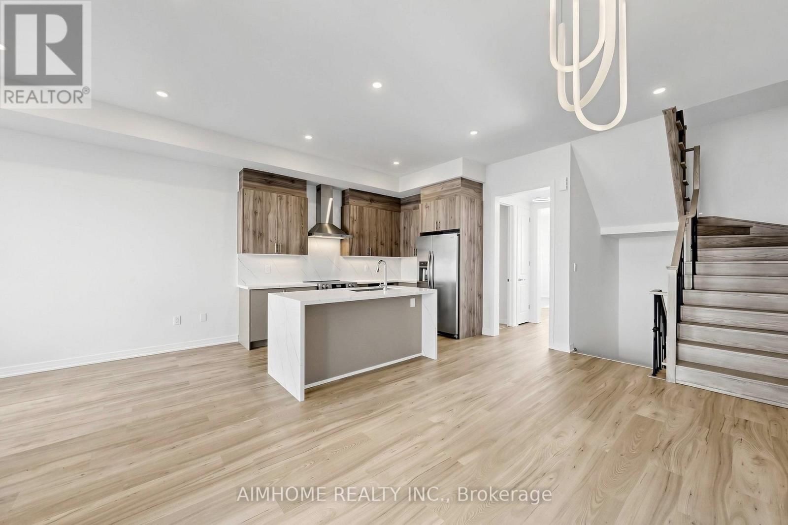 11407 LESLIE STREET Image 17