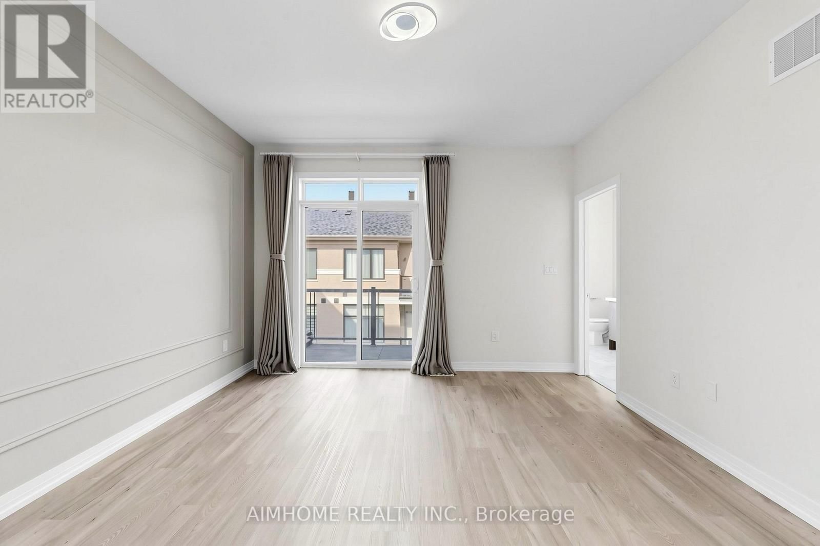 11407 LESLIE STREET Image 30