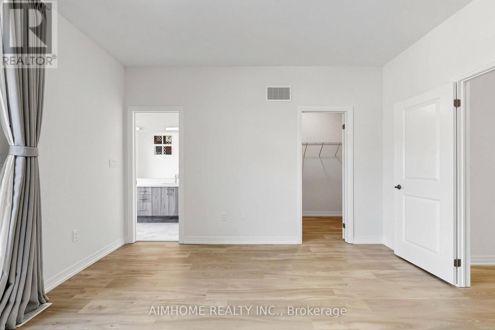 11407 LESLIE STREET Image 35