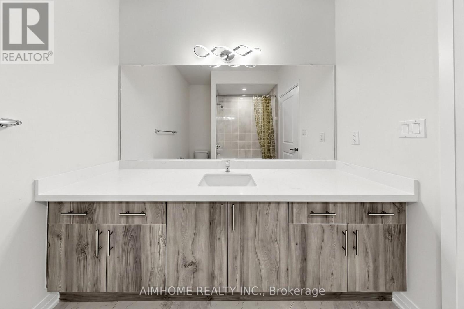 11407 LESLIE STREET Image 44