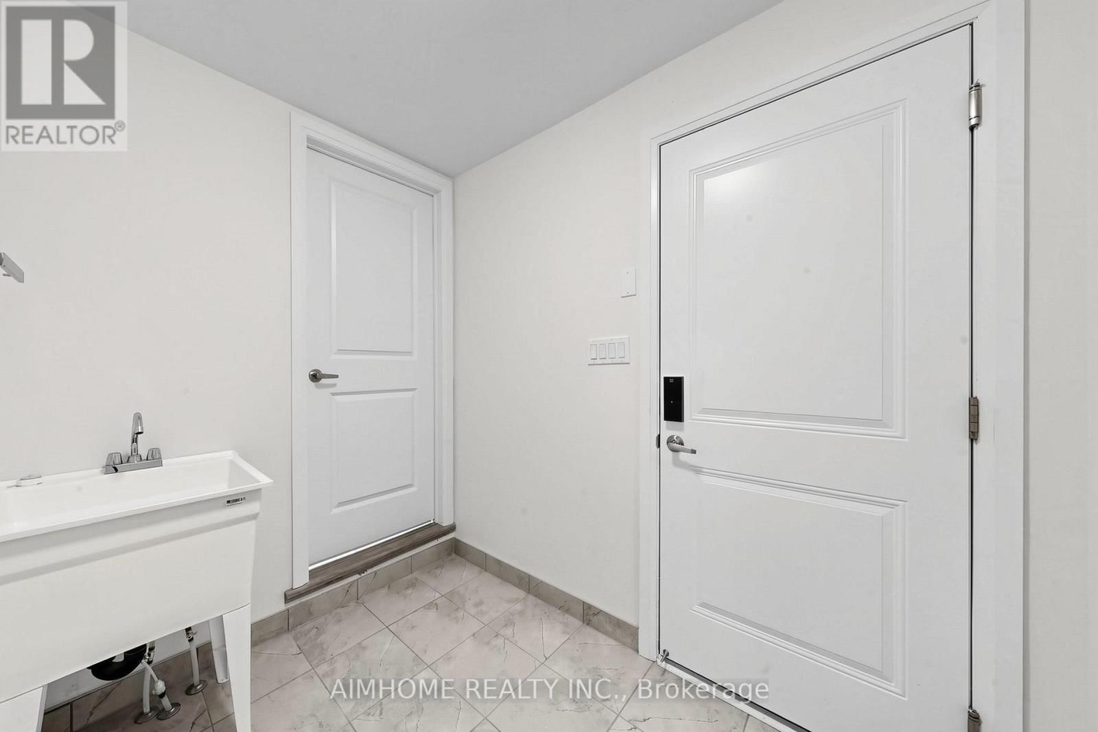 11407 LESLIE STREET Image 46