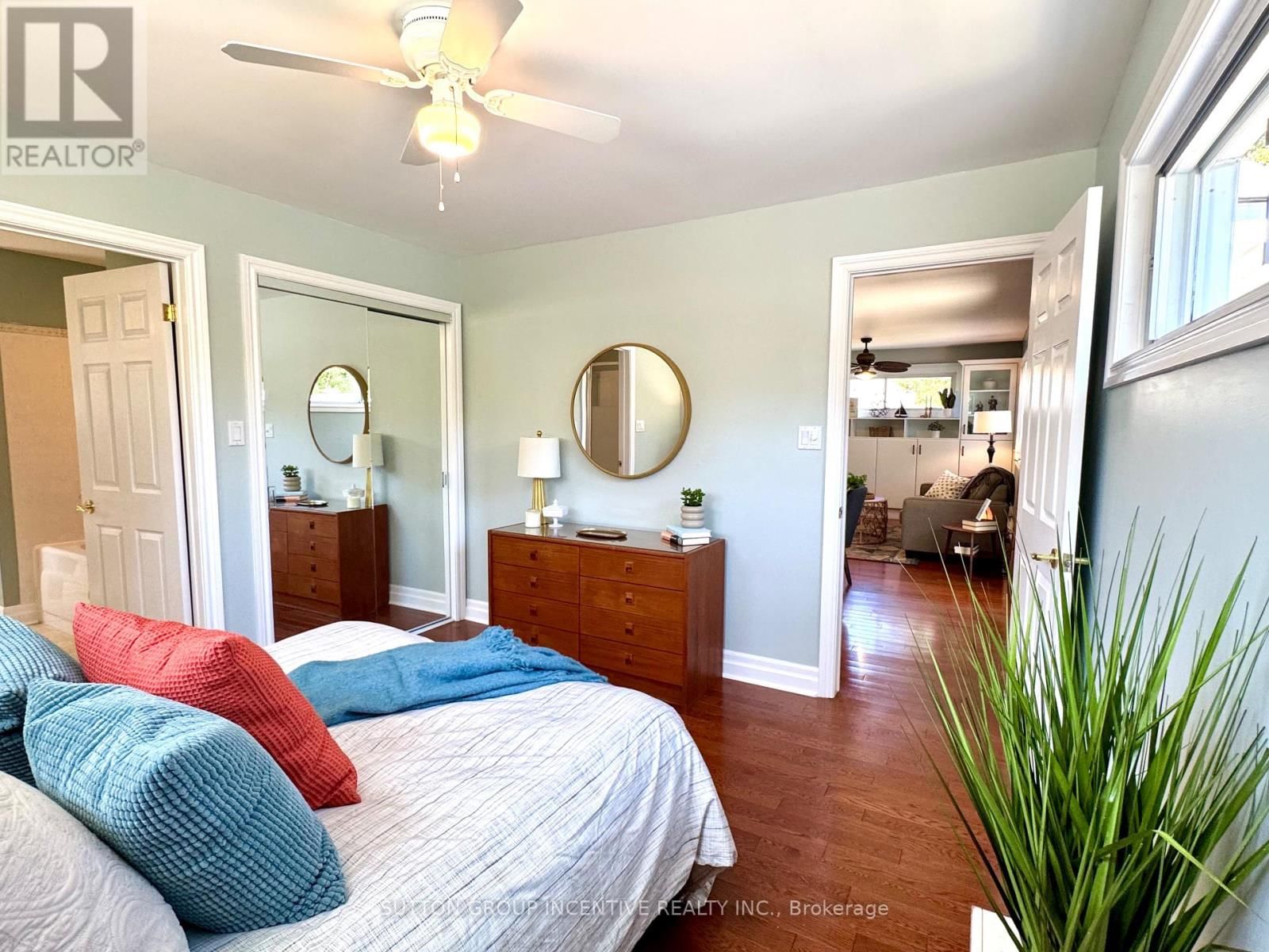 3 MELODY LANE Image 21