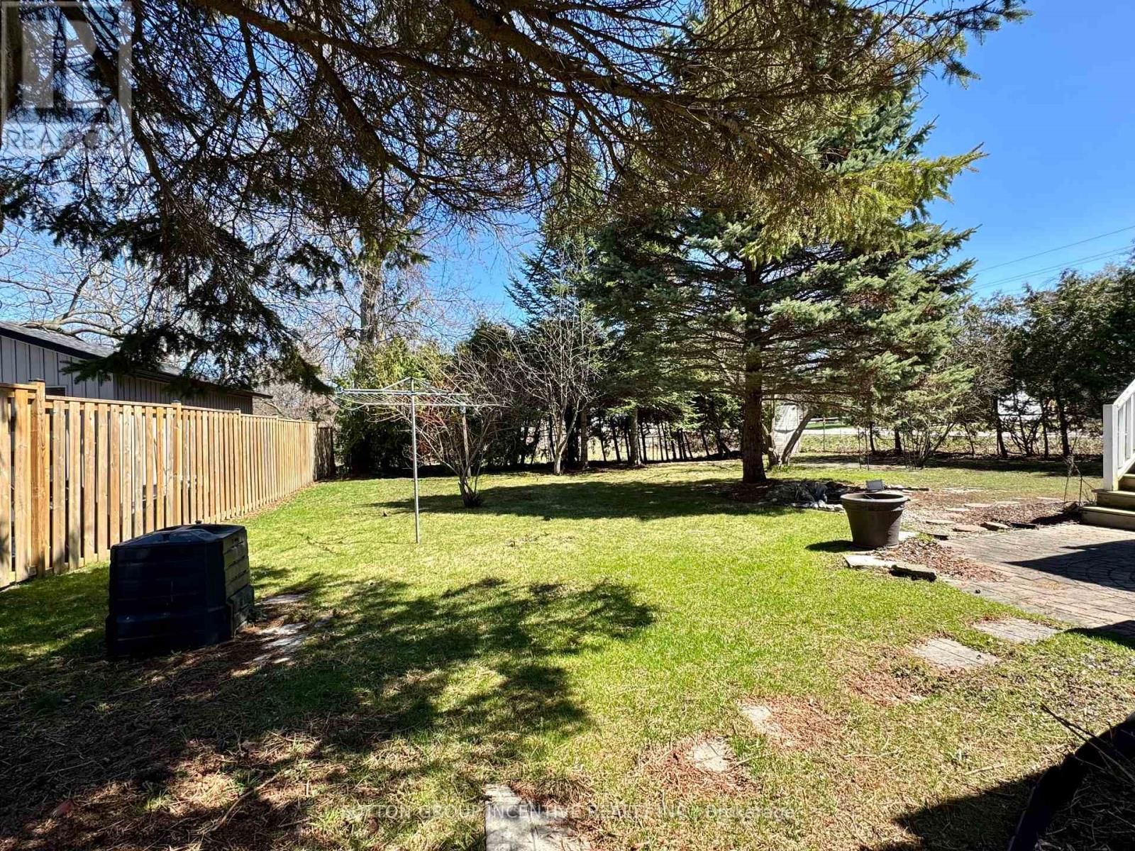 3 MELODY LANE Image 36