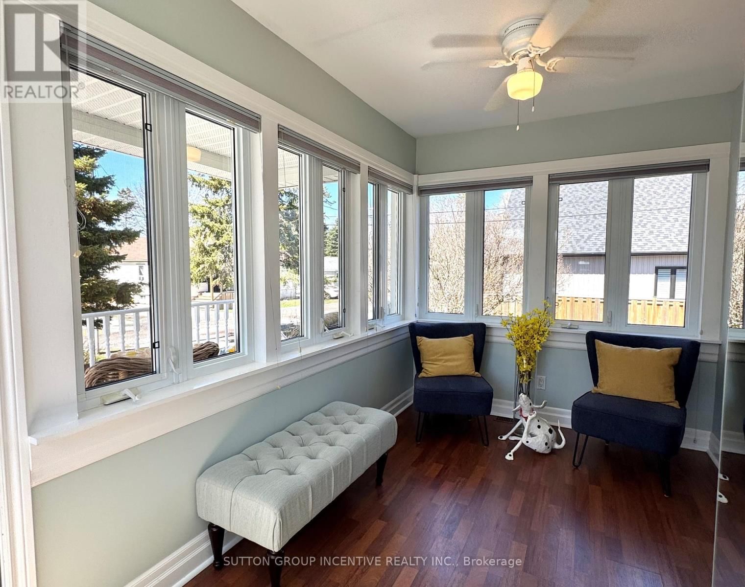 3 MELODY LANE Image 4