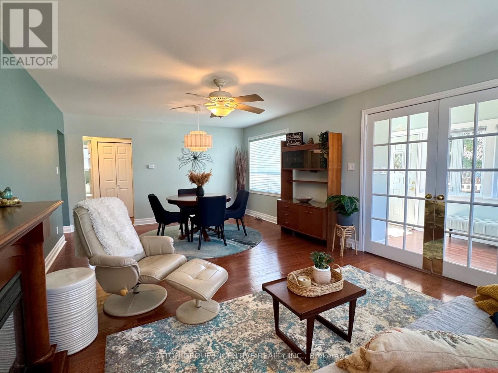 3 MELODY LANE Image 8