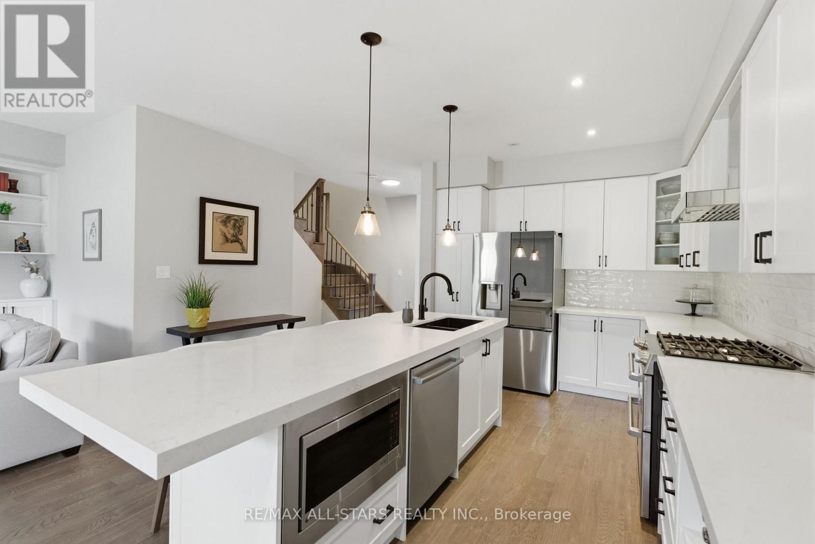 7 GORD MATTHEWS WAY Image 11