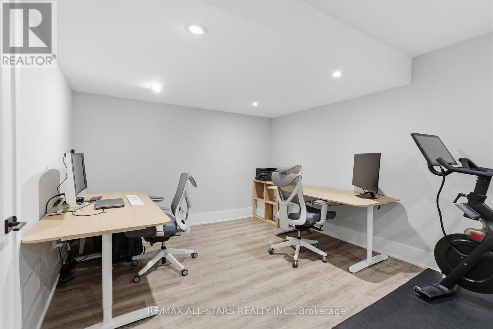 7 GORD MATTHEWS WAY Image 36