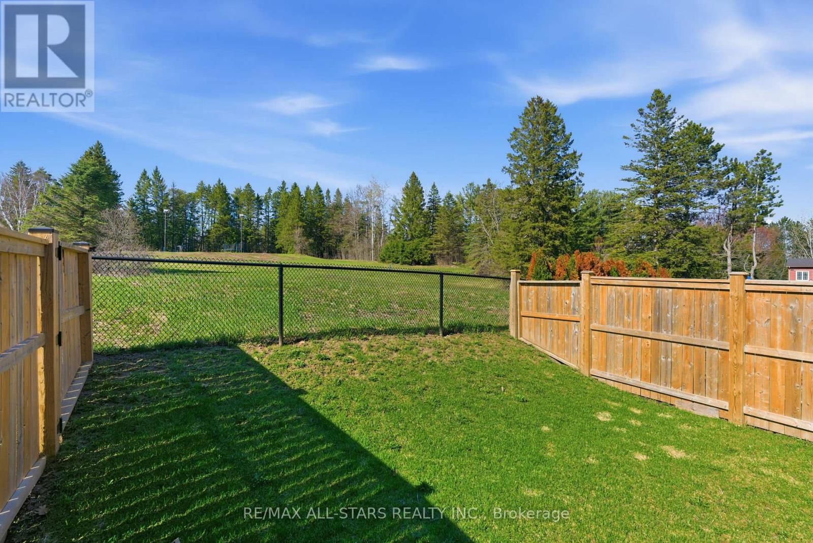 7 GORD MATTHEWS WAY Image 41