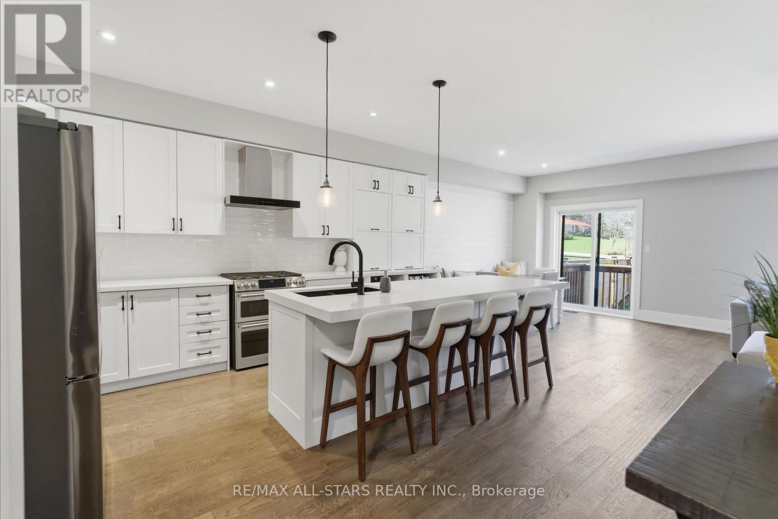 7 GORD MATTHEWS WAY Image 8