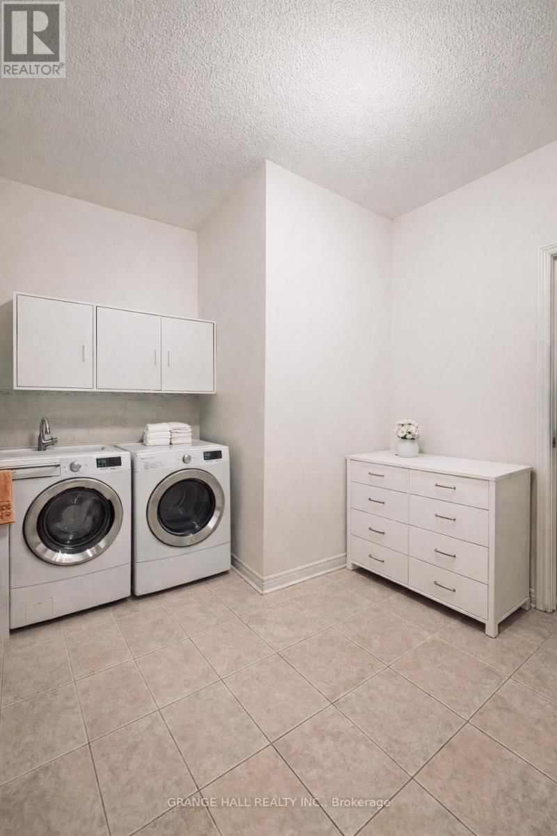 203 STARLING BOULEVARD Image 10