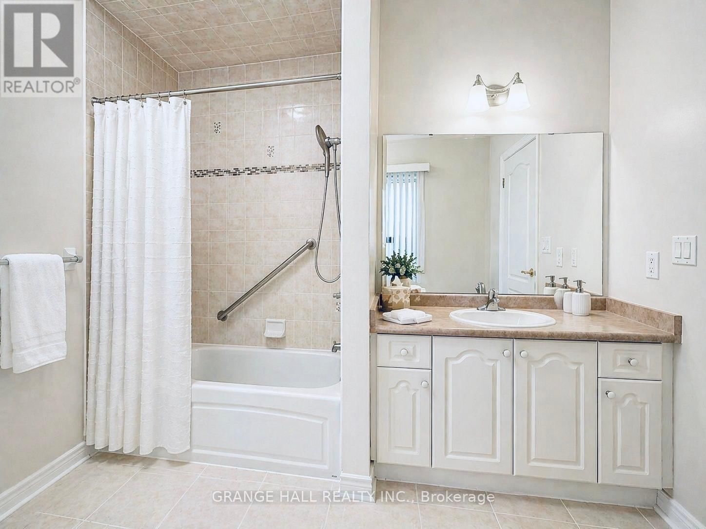 203 STARLING BOULEVARD Image 20