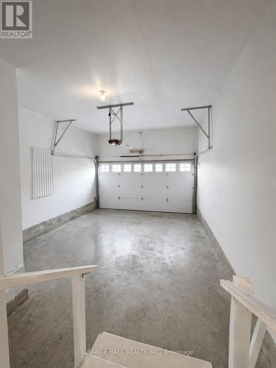 203 STARLING BOULEVARD Image 25