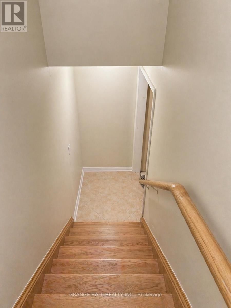 203 STARLING BOULEVARD Image 30