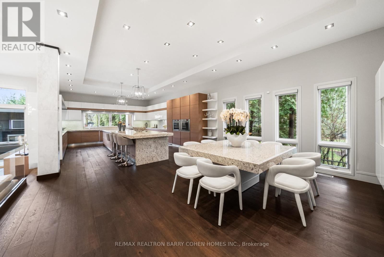 19 MARYVALE CRESCENT Image 12