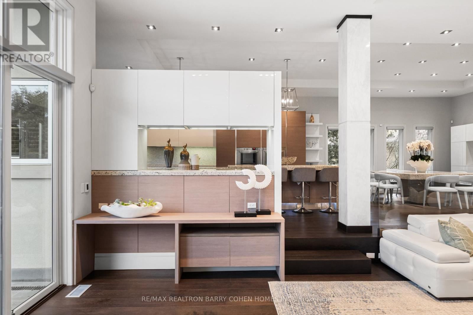 19 MARYVALE CRESCENT Image 8