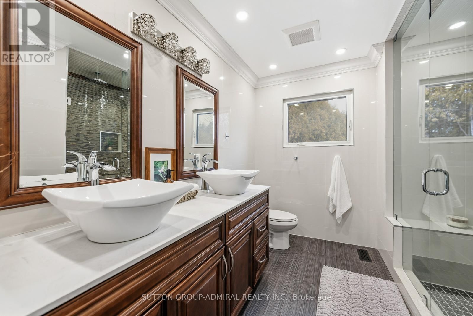 8 BEAUFORT HILLS ROAD Image 28