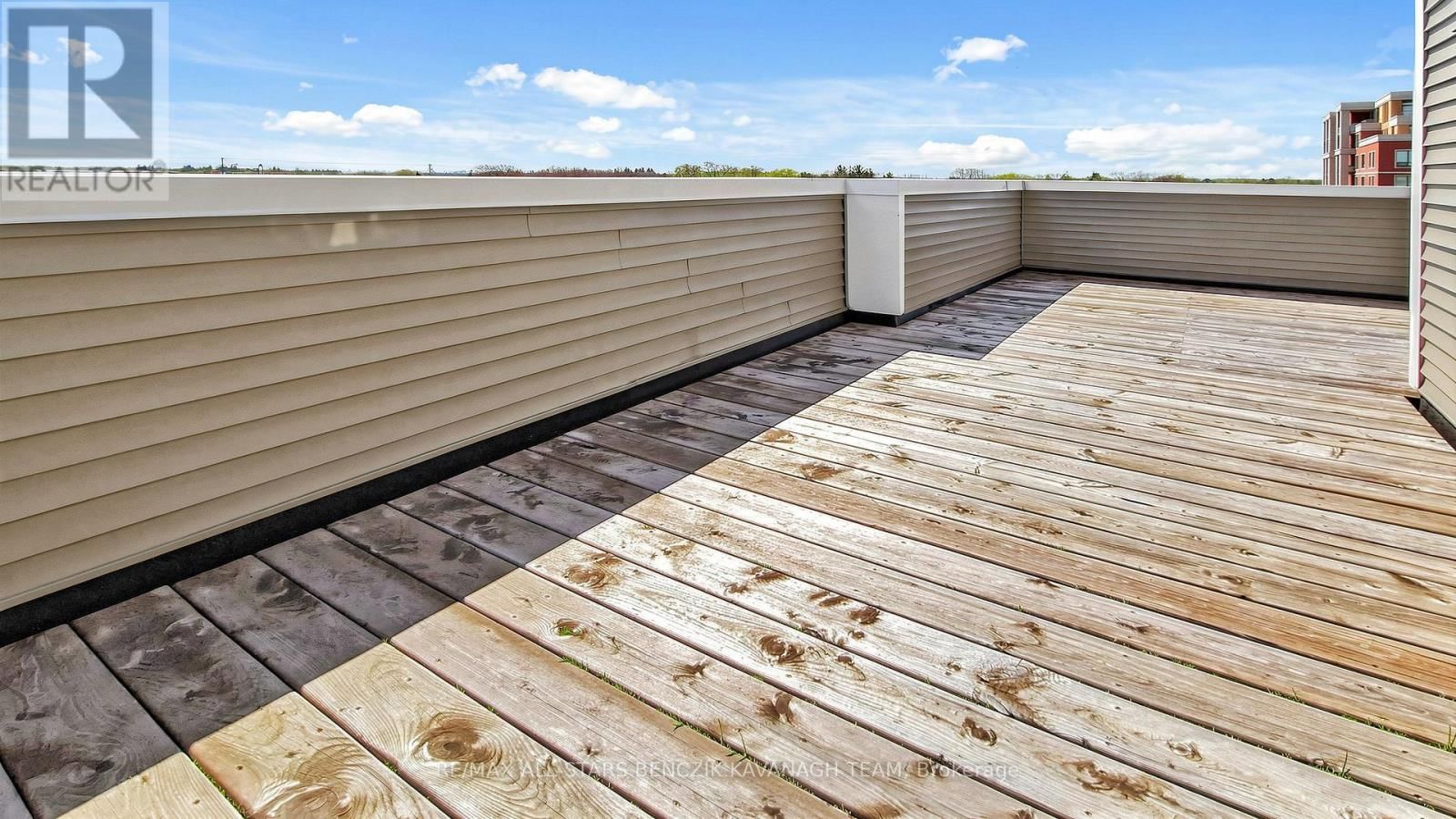 22 BAKER HILL BOULEVARD Image 21