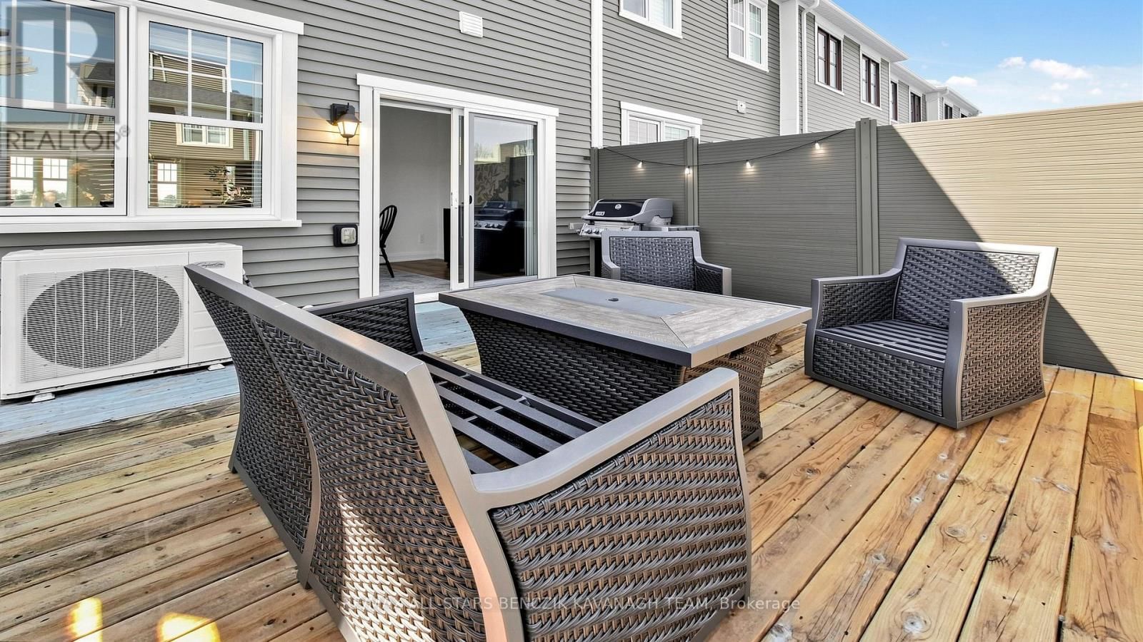 22 BAKER HILL BOULEVARD Image 23