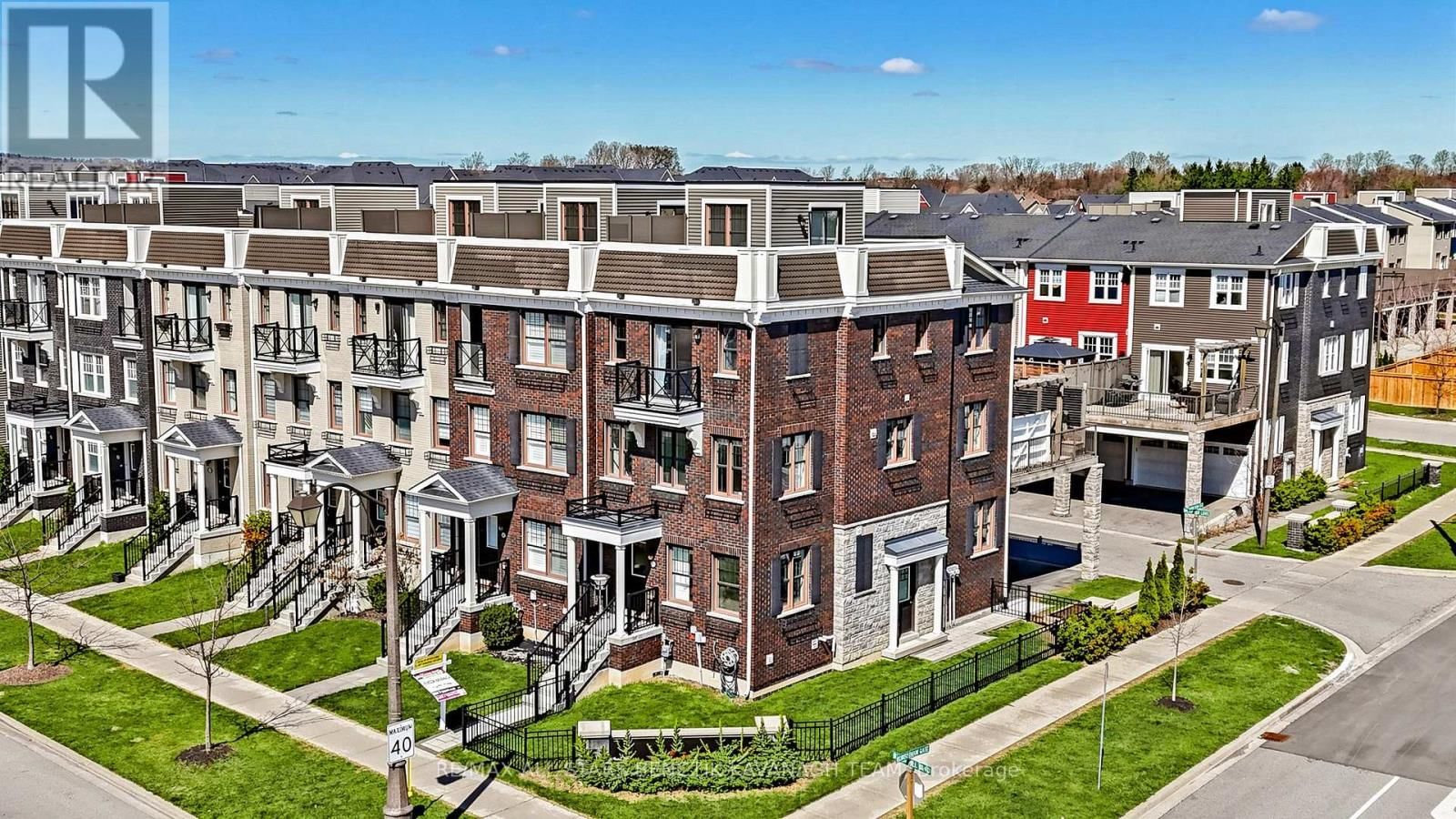 22 BAKER HILL BOULEVARD Image 28