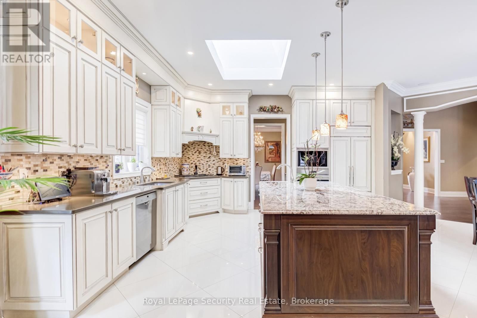 20 AUBRIETIA COURT Image 15