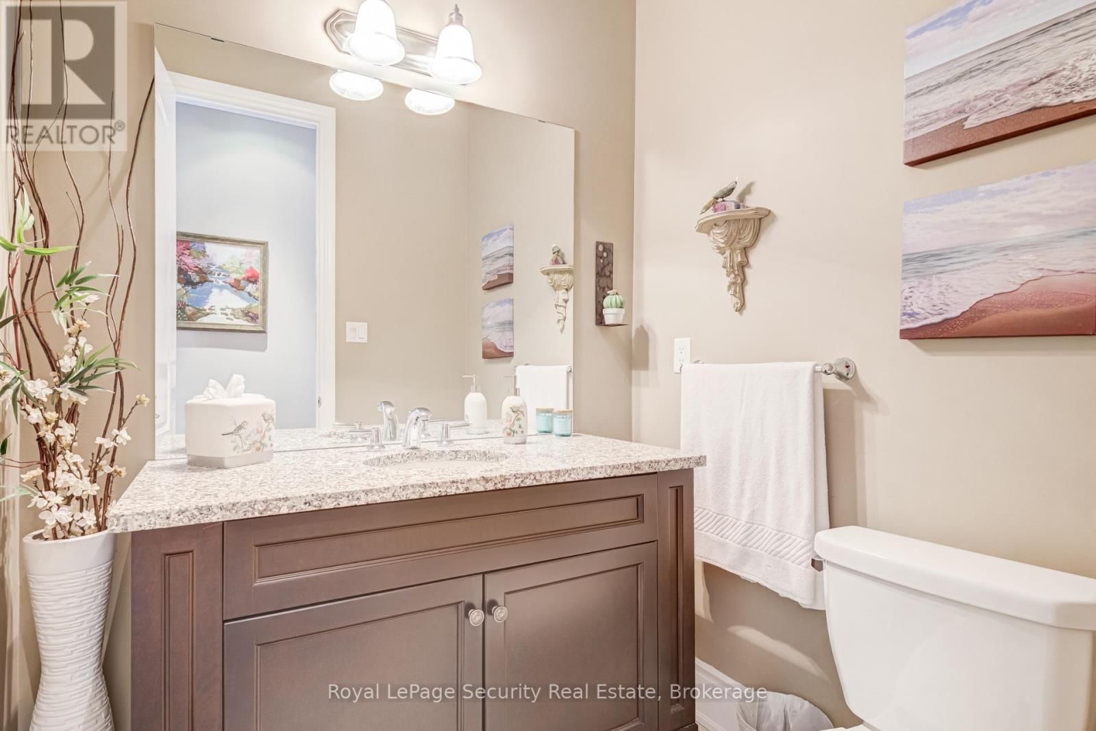 20 AUBRIETIA COURT Image 20