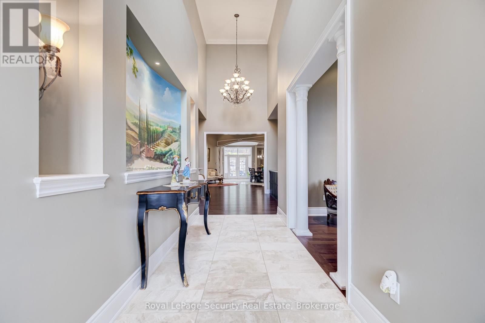 20 AUBRIETIA COURT Image 6