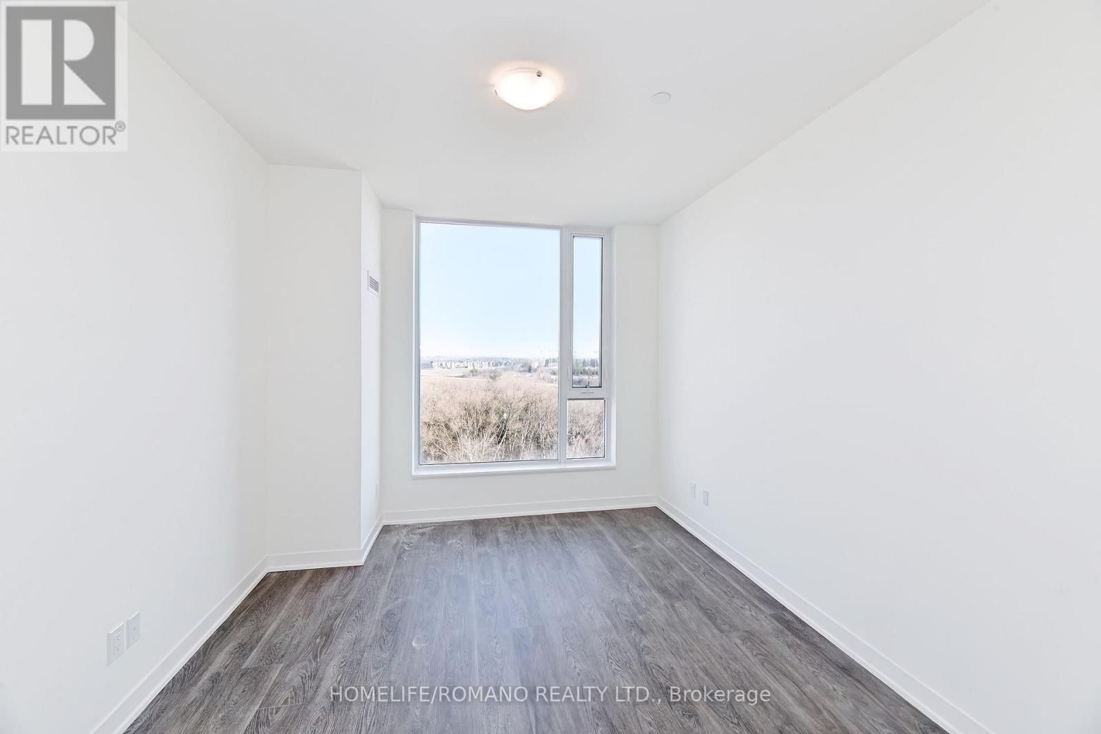 806 - 6 DAVID EYER ROAD Image 12