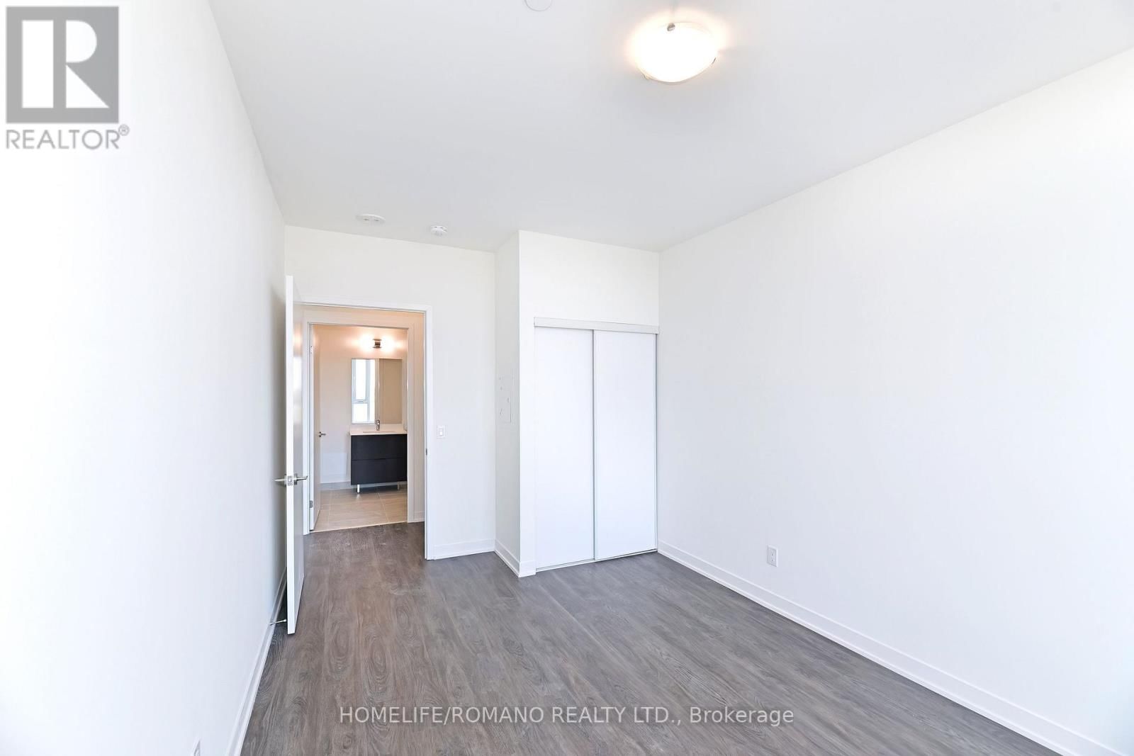 806 - 6 DAVID EYER ROAD Image 15