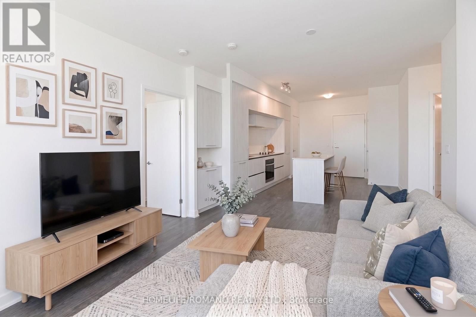 806 - 6 DAVID EYER ROAD Image 4