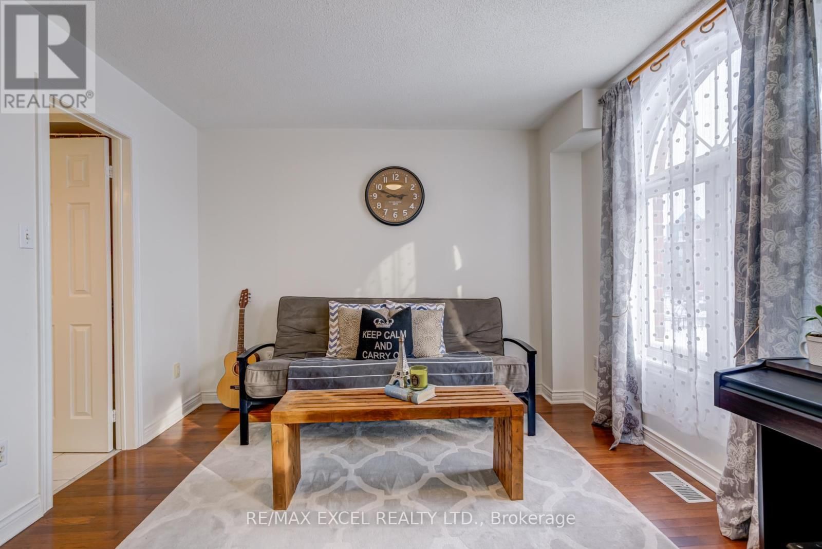 37 - 18 CLARK AVENUE WEST Image 22