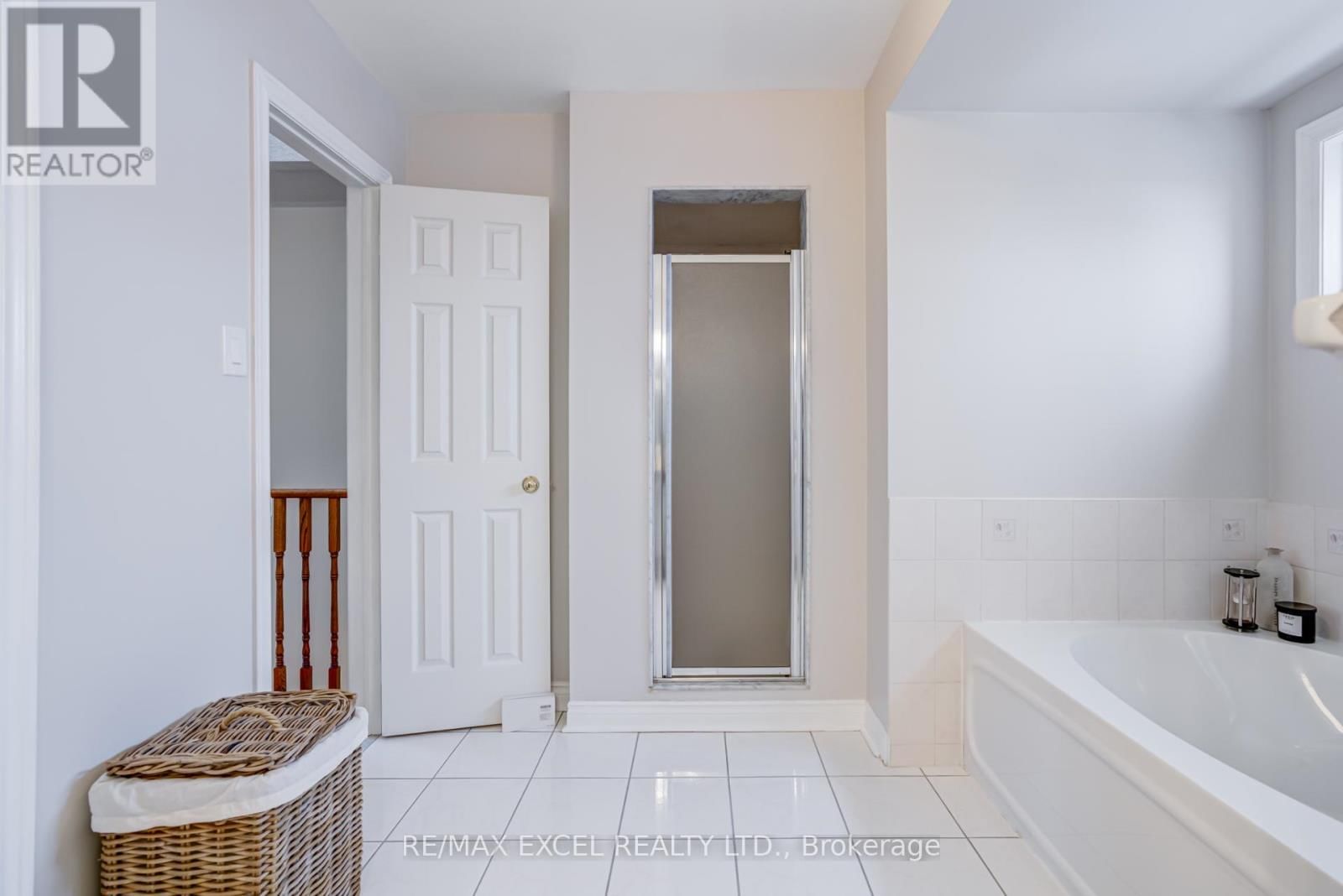 37 - 18 CLARK AVENUE WEST Image 35