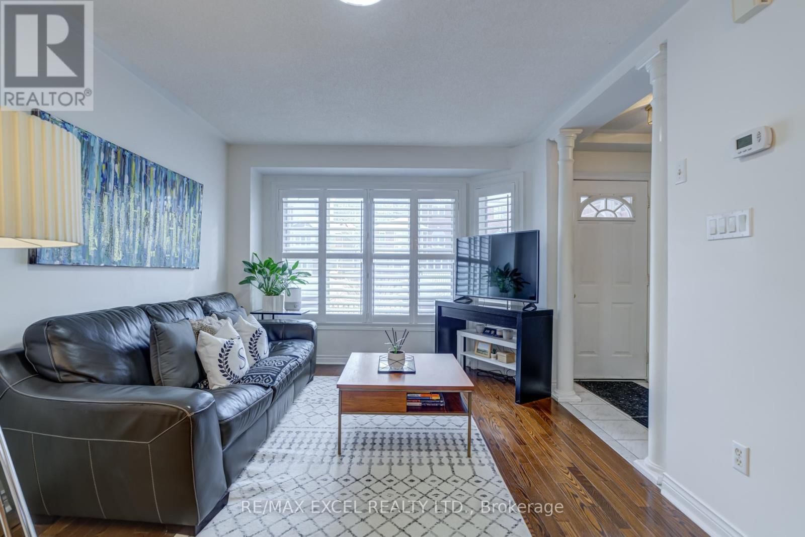 37 - 18 CLARK AVENUE WEST Image 7